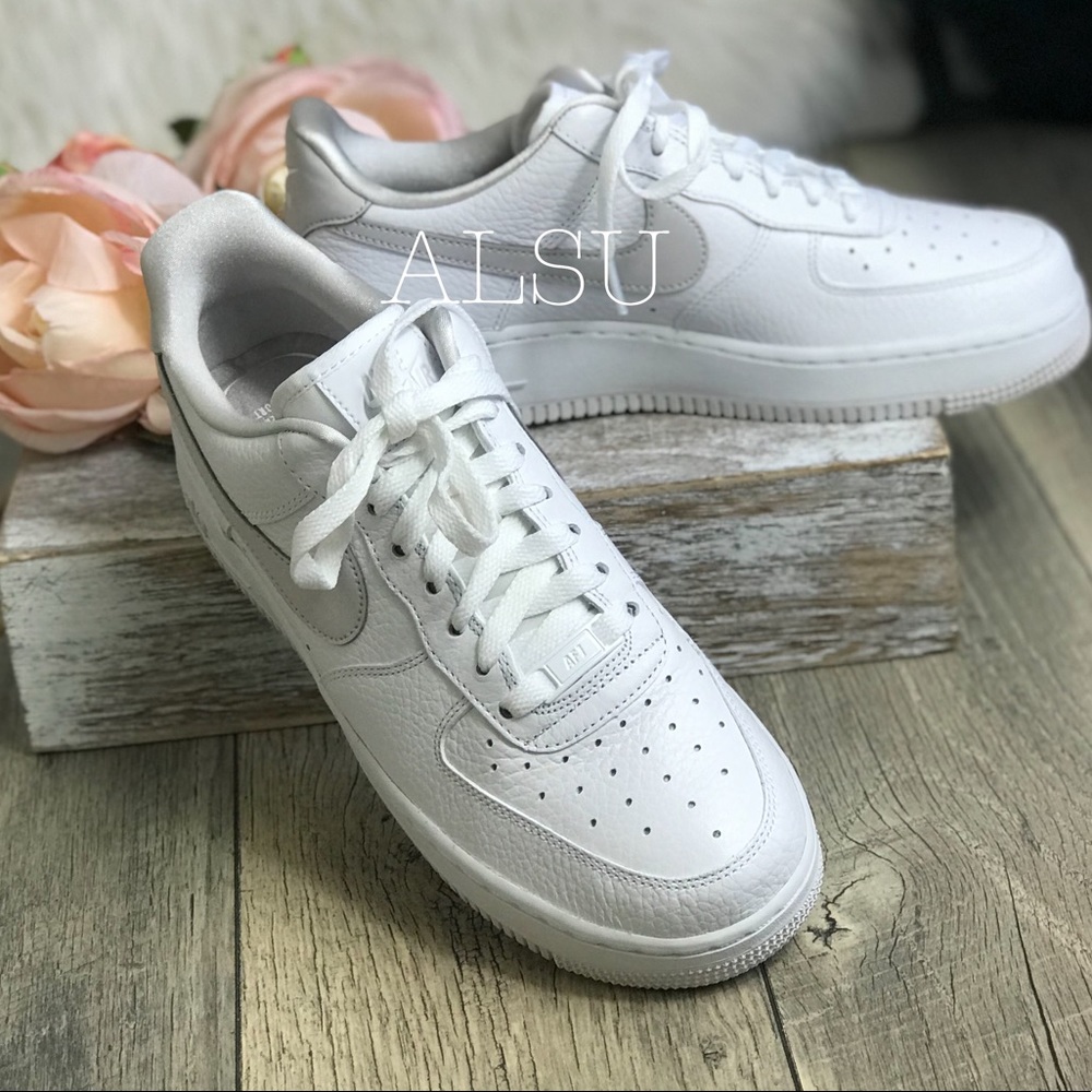 Nike Air Force 1’07 SE White Vast Grey W AUTHENTIC - Picture 4 of 8